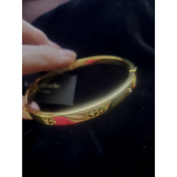 Kate Spade Medalian Bracelet Size 6.5 - Picture 1 of 2